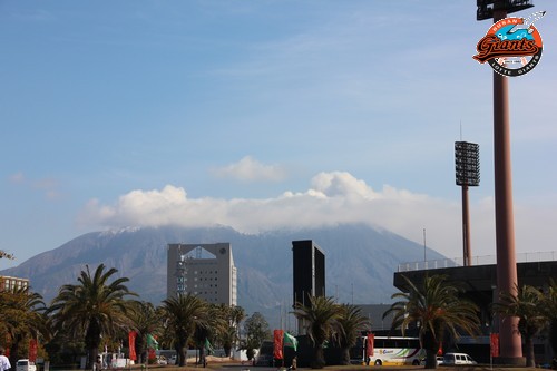 멀리 보이는 사쿠라지마